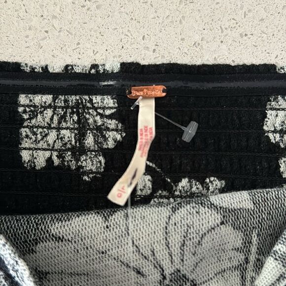 NWOT Free People Poppy Tube Top Black Floral Cropped L Removable Straps Smock - Picture 6 of 15